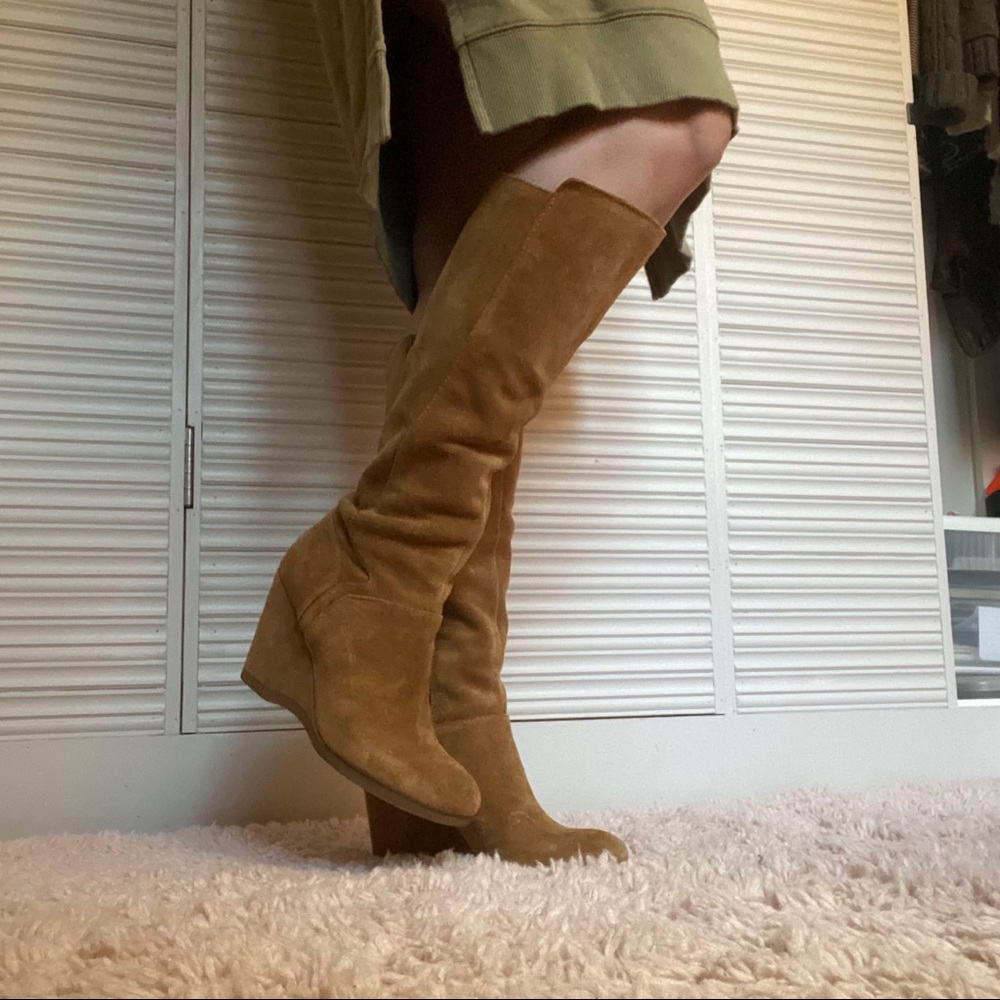 Nine West Tan Suede Vertie Wedge Boot Size 8M